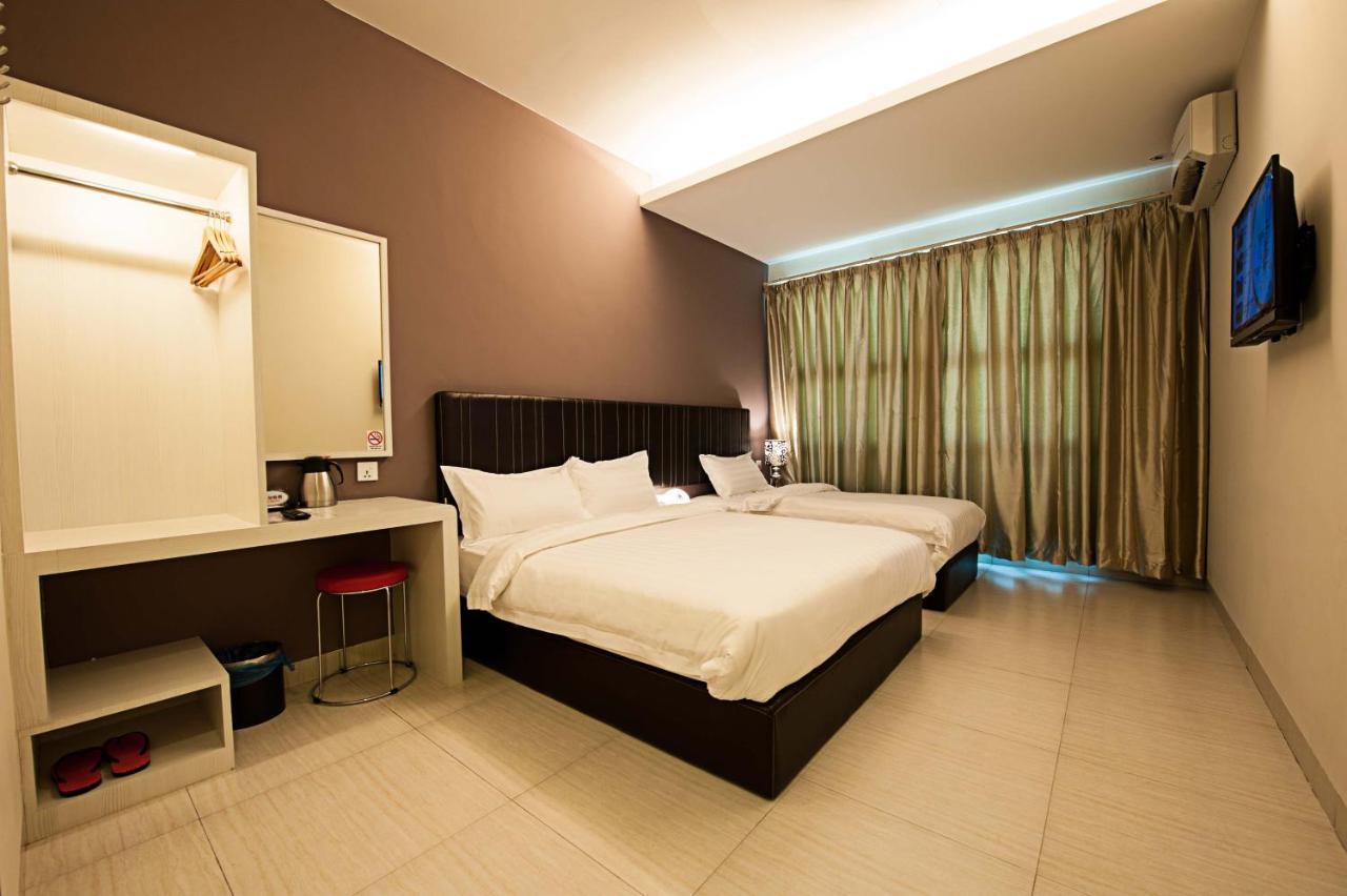 Seven Hotel Putatan Ngoại thất bức ảnh